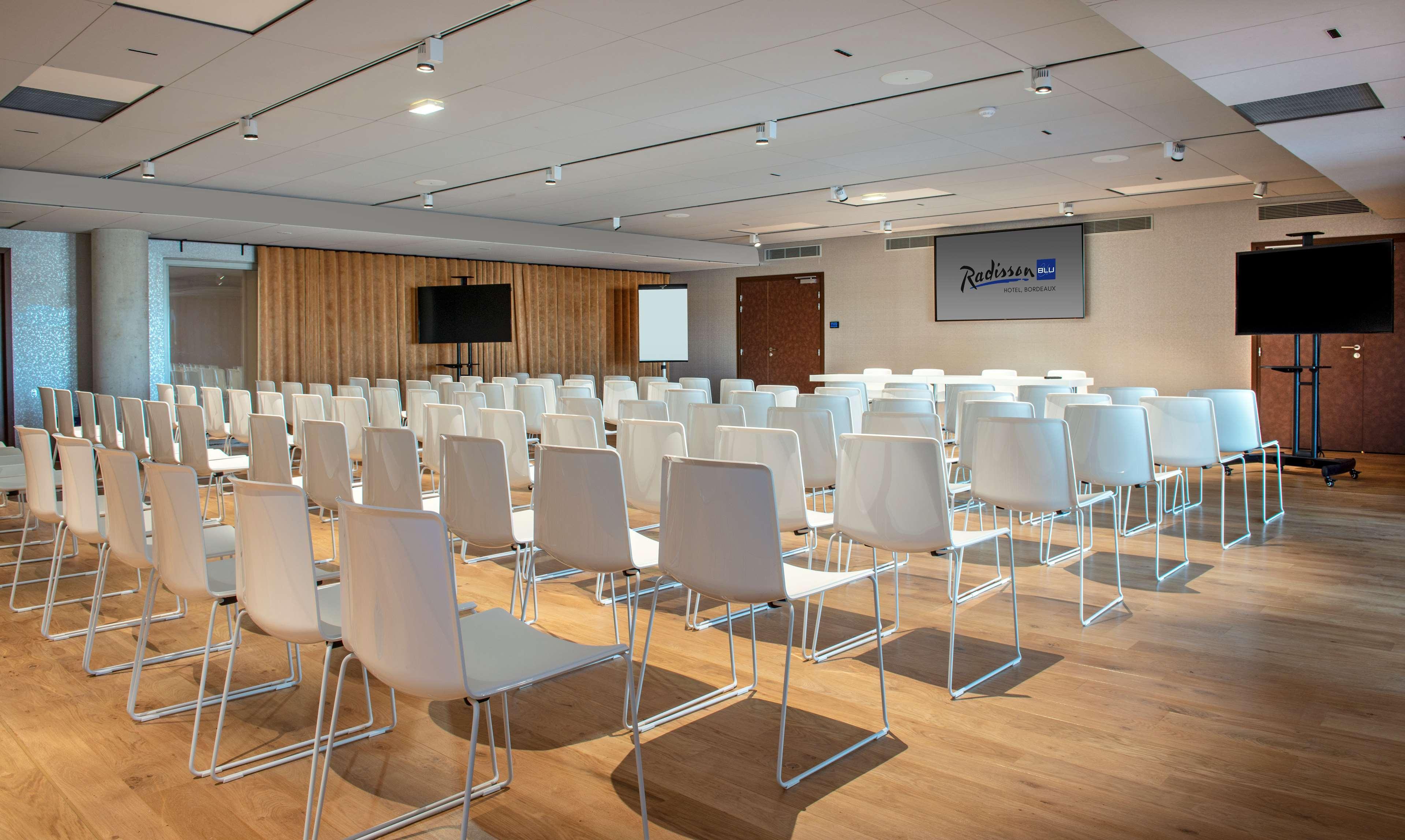 Radisson Blu Hotel 보르도 외부 사진